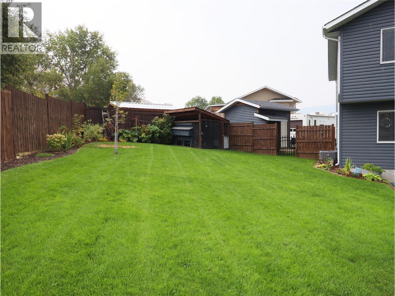 251 GOLDEN Way - Grand Forks House for Sale, 4 Bedrooms (10362880) #9