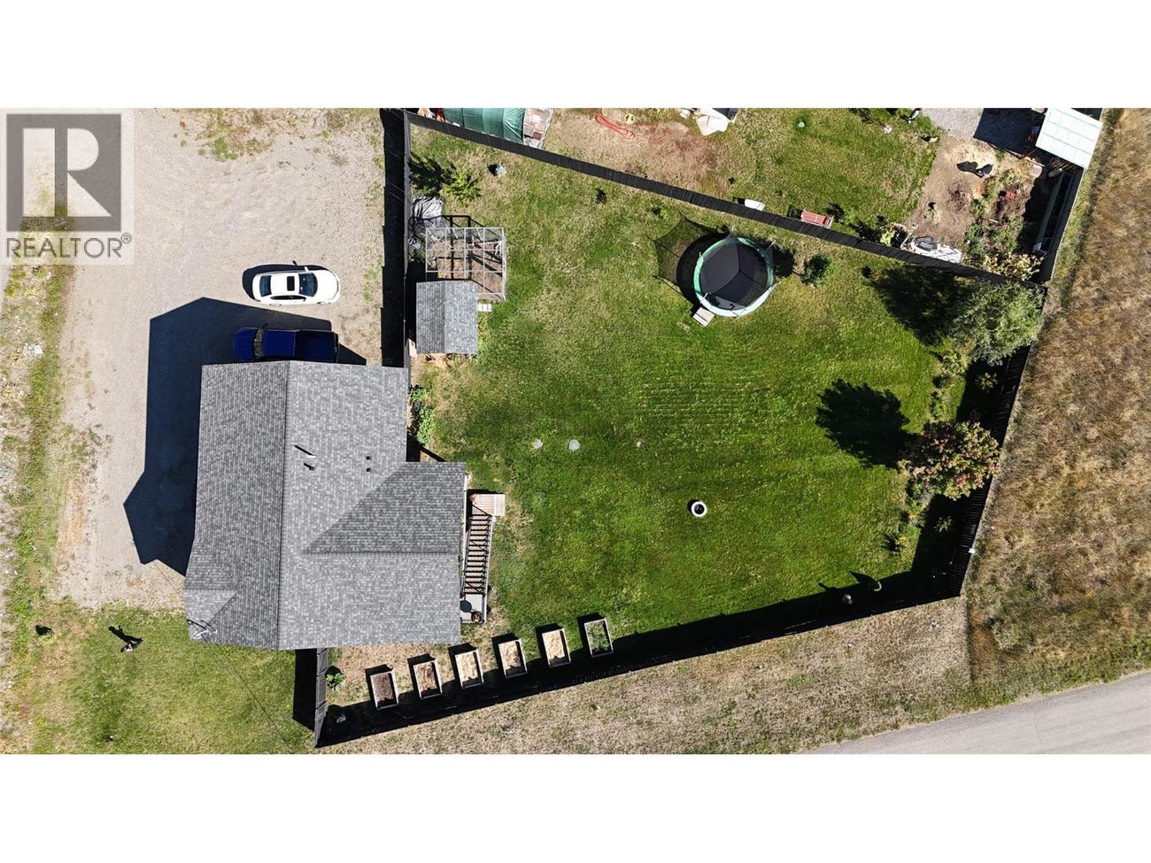 3600 Hall Frontage Road - Grand Forks Single Family for Sale, 4 Bedrooms (10364162)# - 2