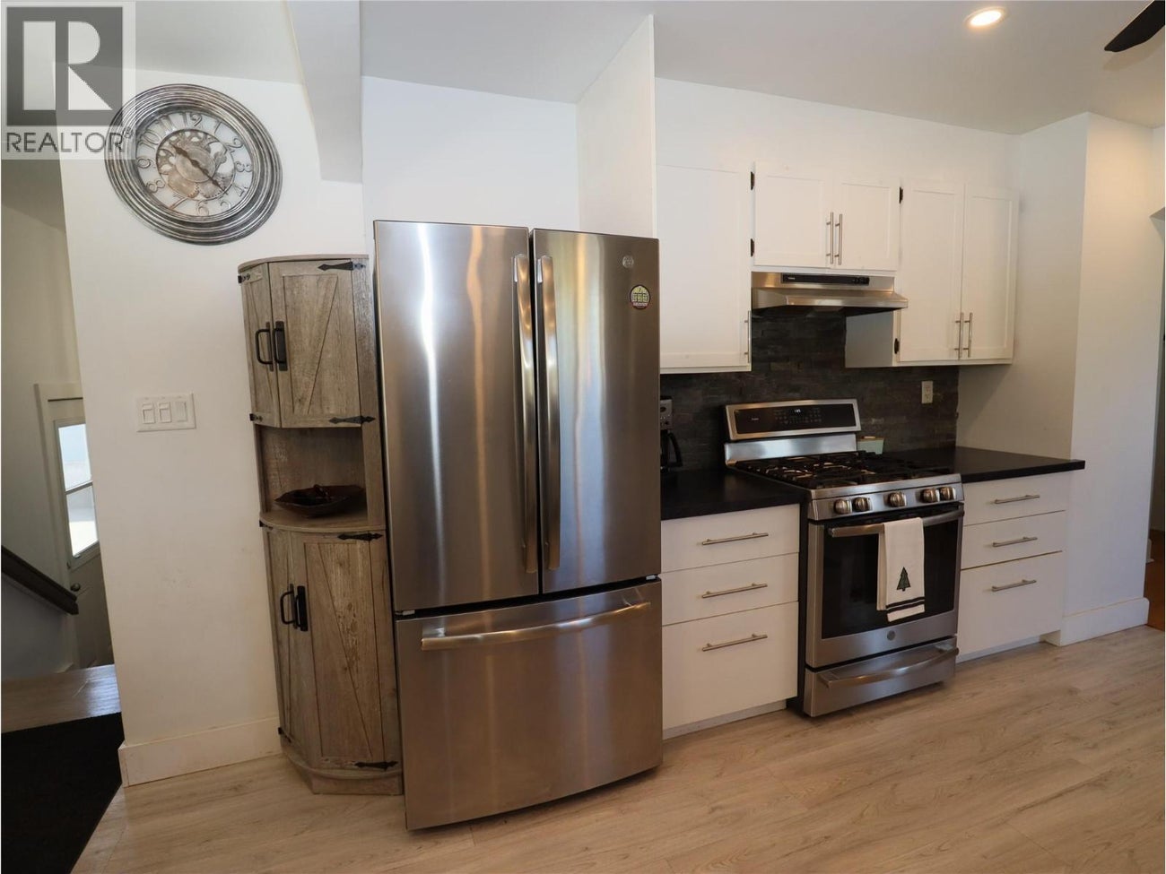 7689 21st Street - Grand Forks Single Family for Sale, 3 Bedrooms (10364313)# - 10