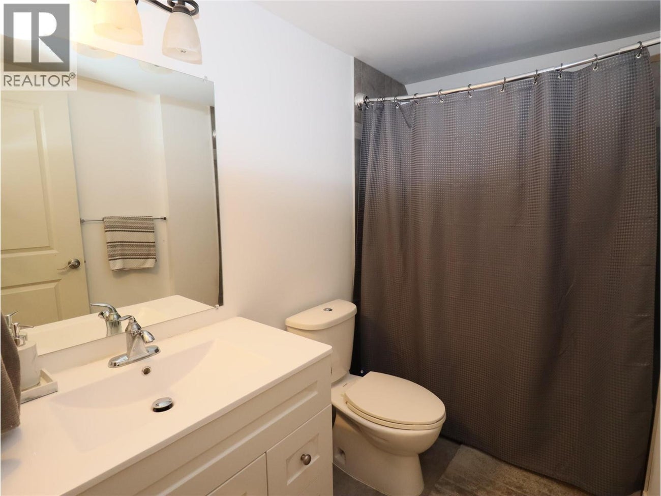 7689 21st Street - Grand Forks Single Family for Sale, 3 Bedrooms (10364313)# - 22