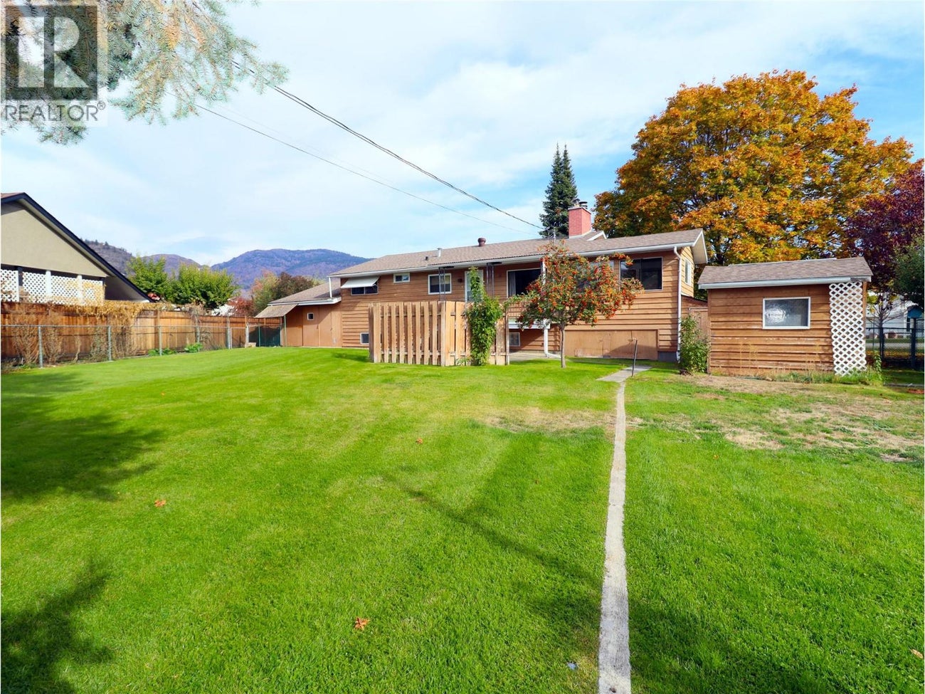 6667 Boundary Drive - Grand Forks Single Family for Sale, 3 Bedrooms (10366009)# - 6