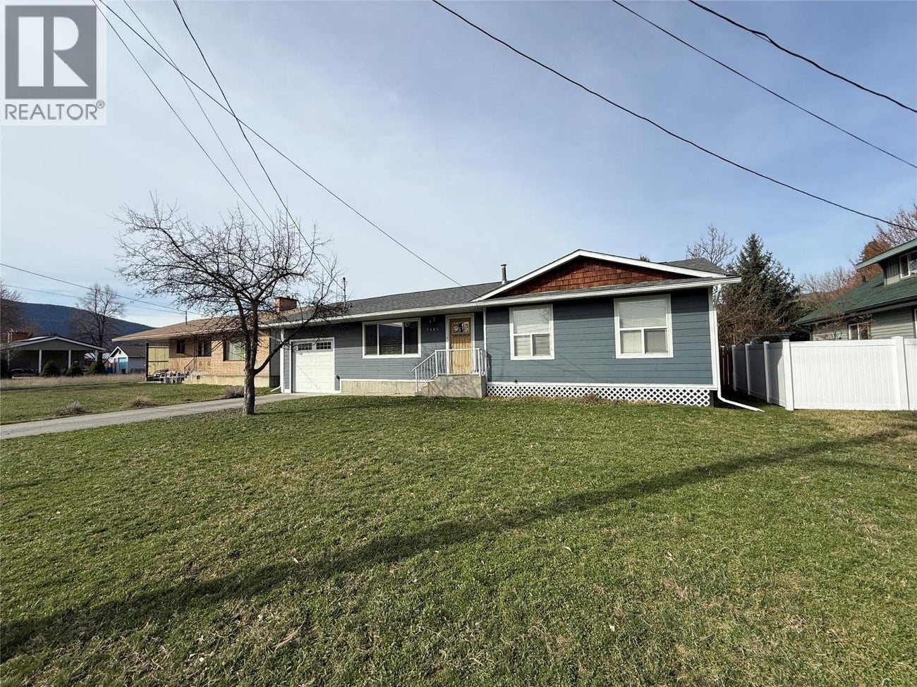 7665 BOUNDARY Drive - Grand Forks House for Sale, 4 Bedrooms (10370932)# - 1