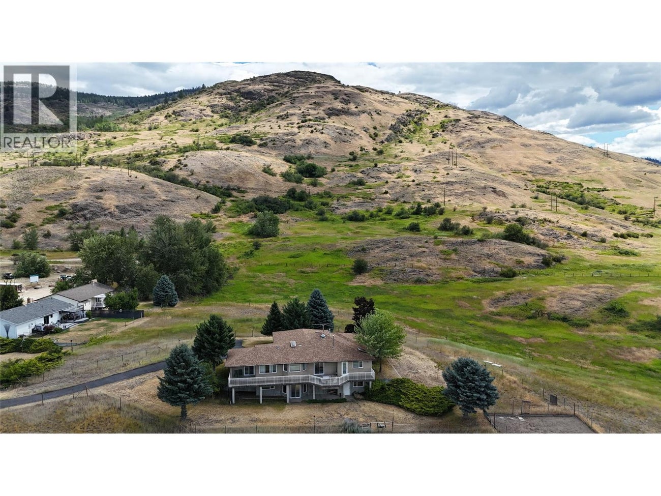 210 WINNIPEG Avenue - Grand Forks Single Family for Sale, 3 Bedrooms (10372018)# - 10