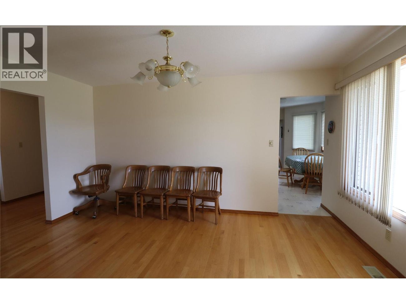 210 WINNIPEG Avenue - Grand Forks Single Family for Sale, 3 Bedrooms (10372018)# - 18