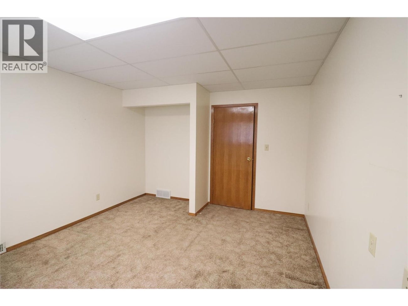 210 WINNIPEG Avenue - Grand Forks Single Family for Sale, 3 Bedrooms (10372018)# - 37