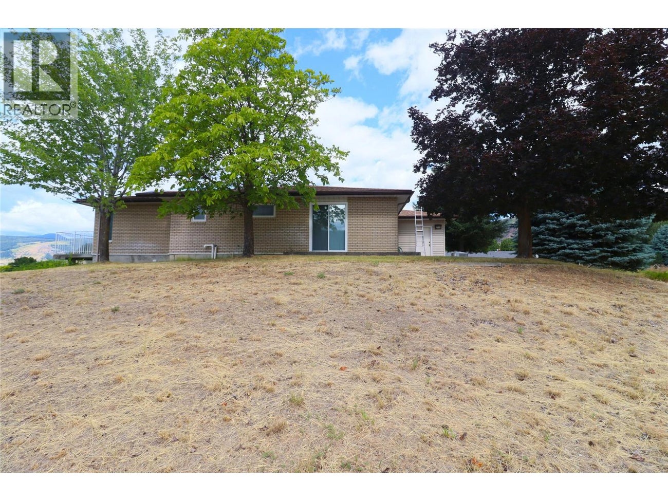 210 WINNIPEG Avenue - Grand Forks House for Sale, 3 Bedrooms (10372018)# - 45