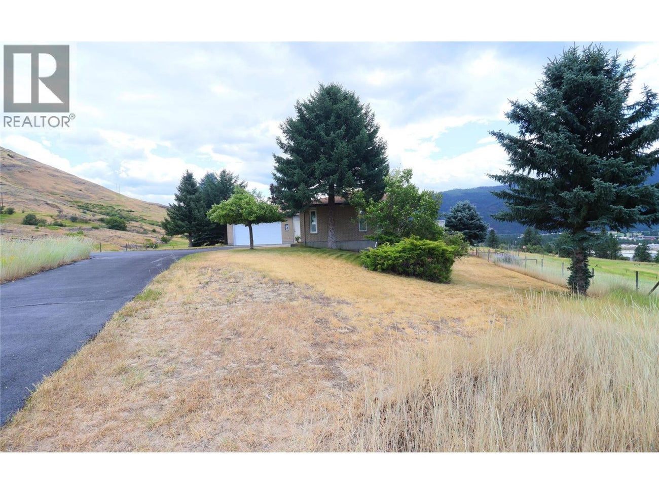 210 WINNIPEG Avenue - Grand Forks Single Family for Sale, 3 Bedrooms (10372018)# - 50