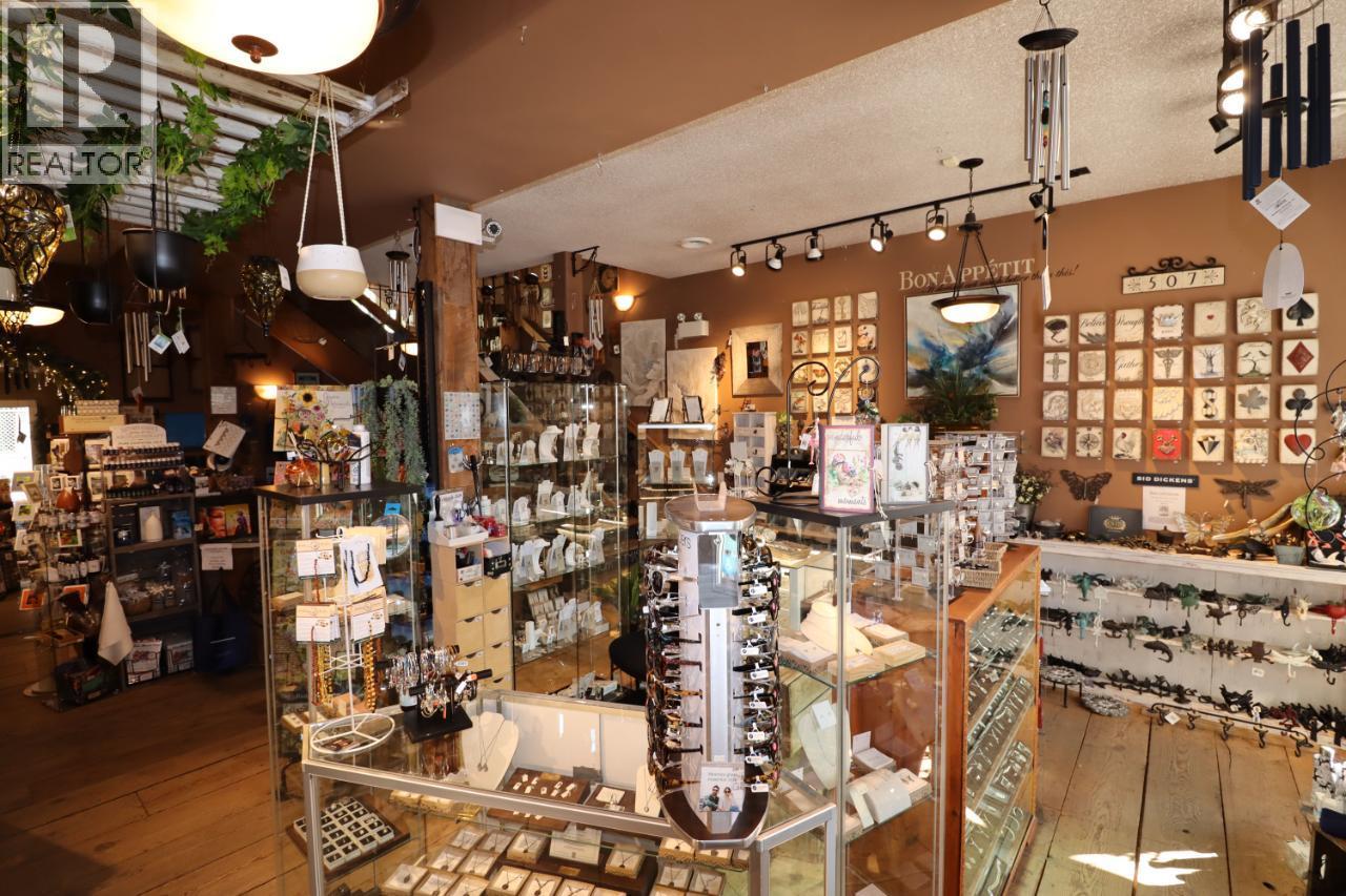 337 MARKET Avenue - Grand Forks Other for Sale(10375983)# - 13