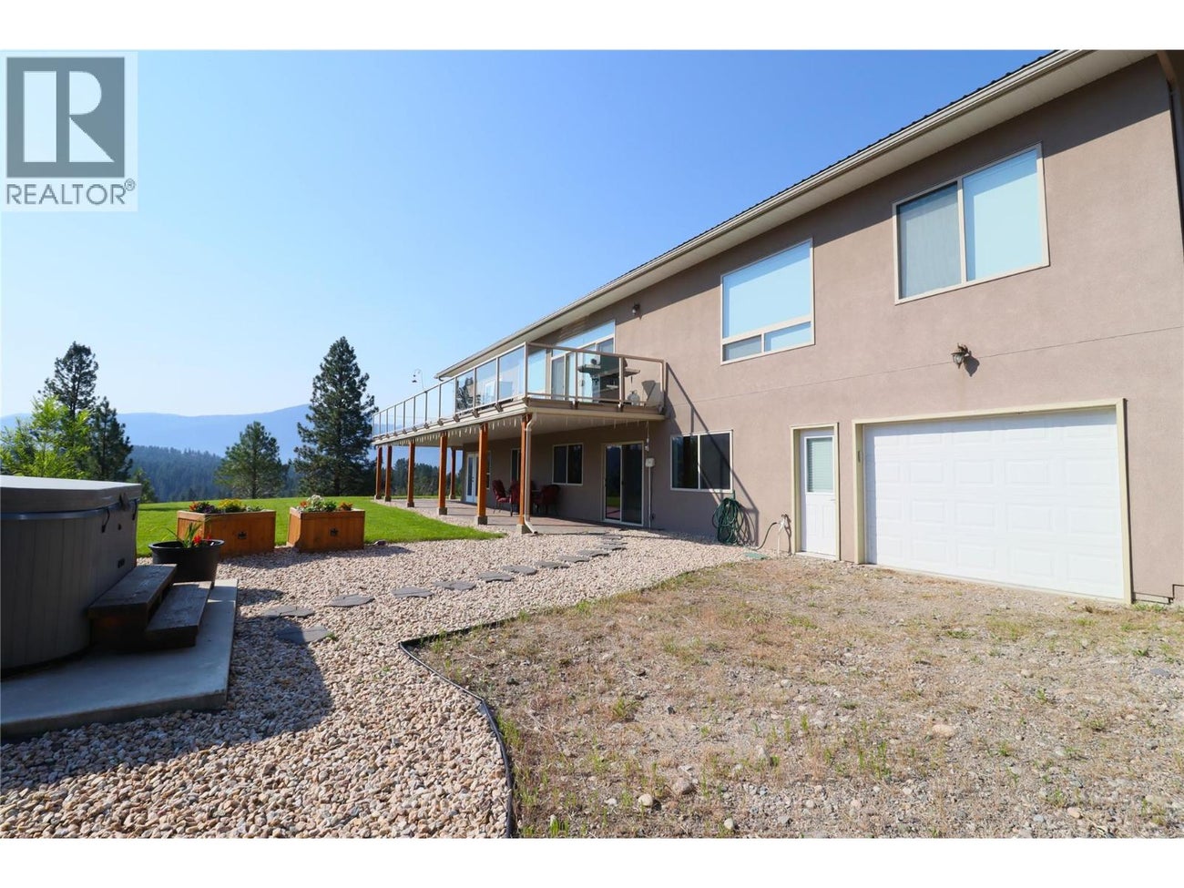 3285 EAGLE RIDGE Road - Grand Forks House for Sale, 3 Bedrooms (10377850)# - 10