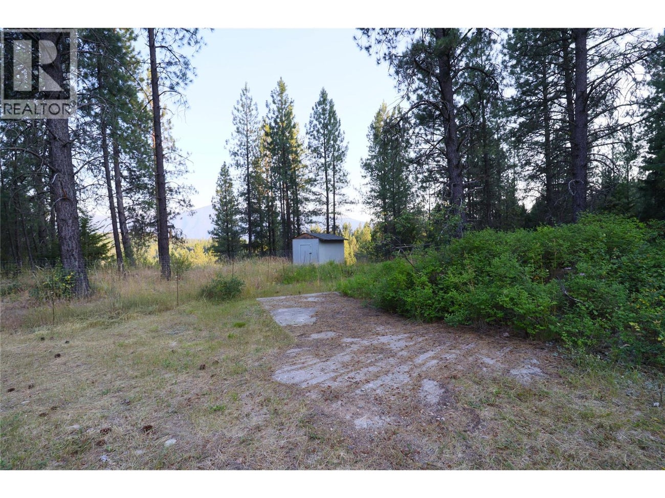 3285 EAGLE RIDGE Road - Grand Forks House for Sale, 3 Bedrooms (10377850)# - 52