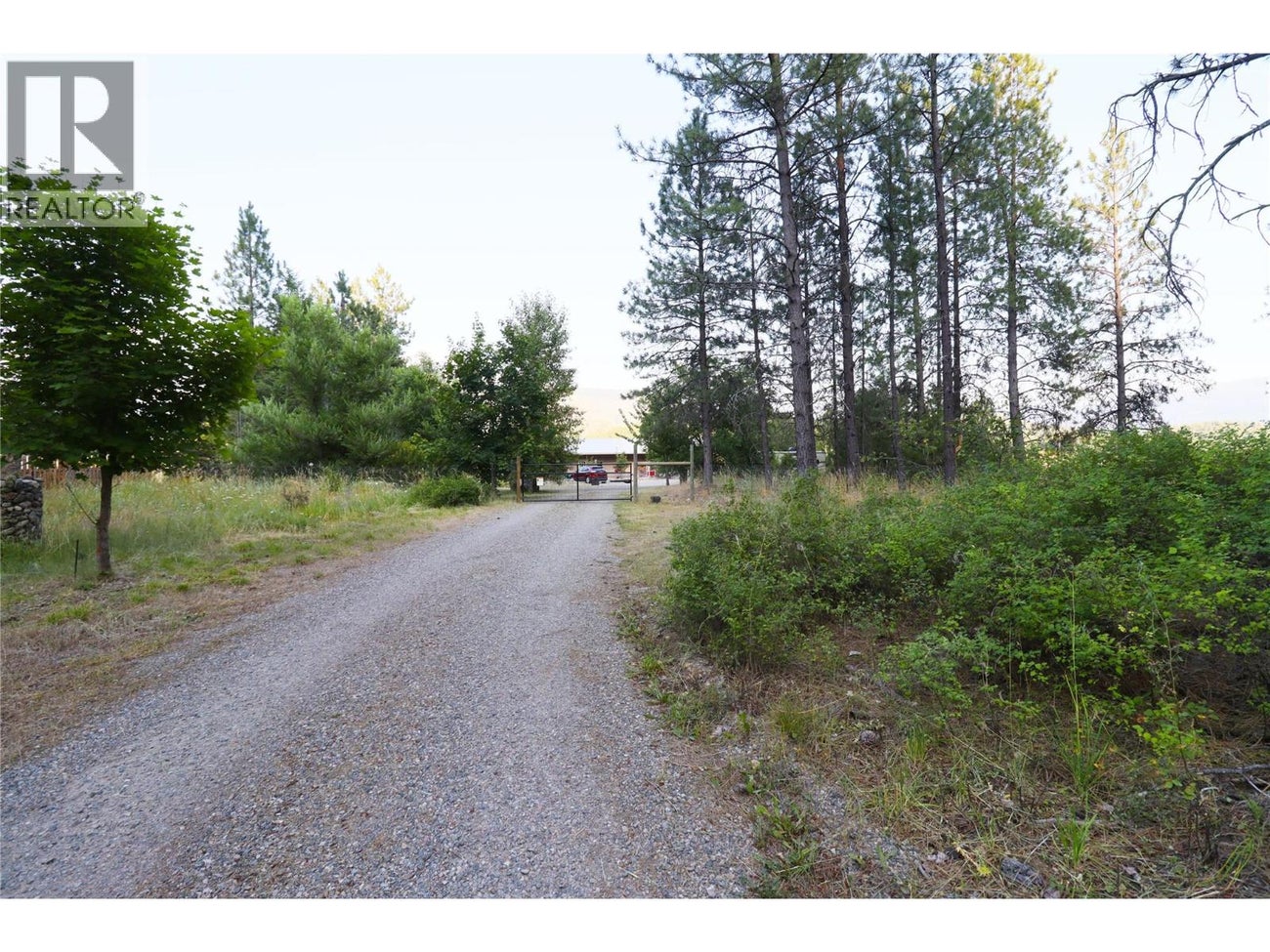 3285 EAGLE RIDGE Road - Grand Forks House for Sale, 3 Bedrooms (10377850)# - 53