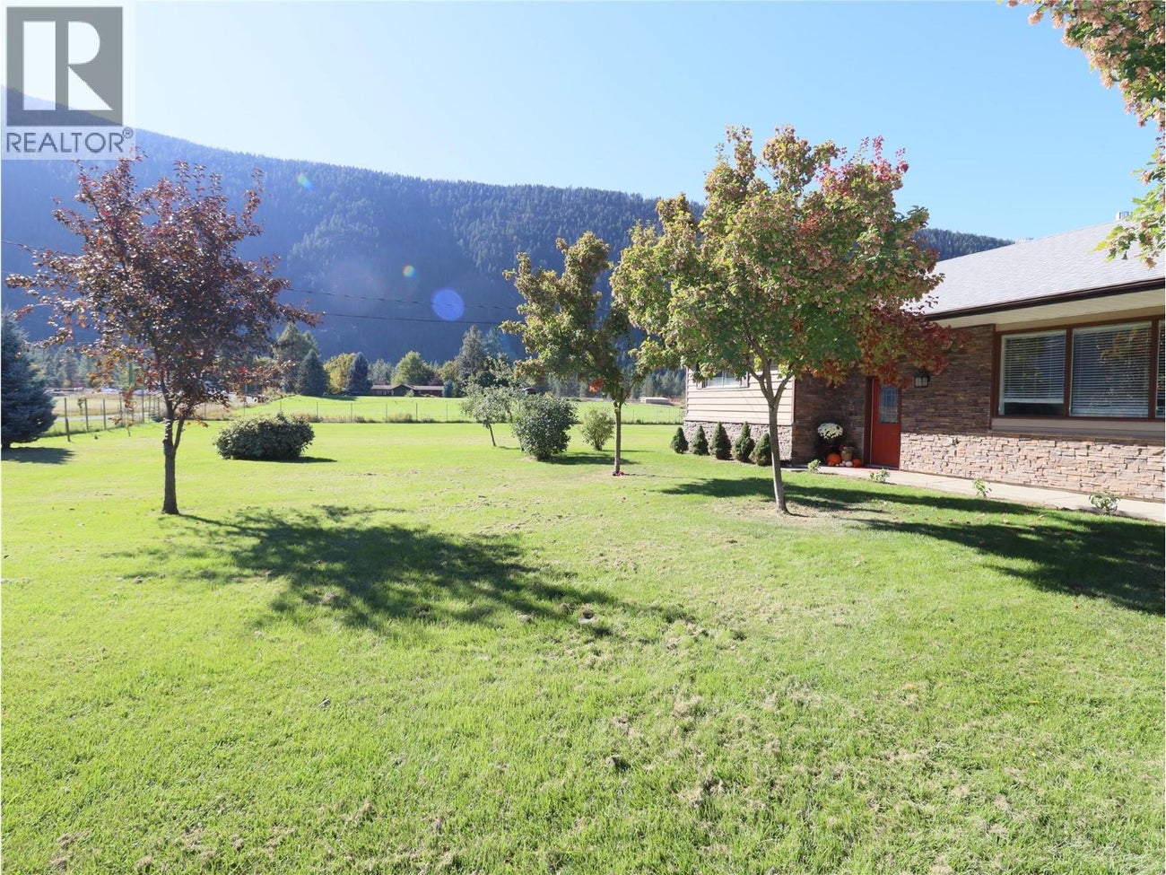 5015 SIMINOFF Road - Grand Forks House for Sale, 5 Bedrooms (10378052)# - 51