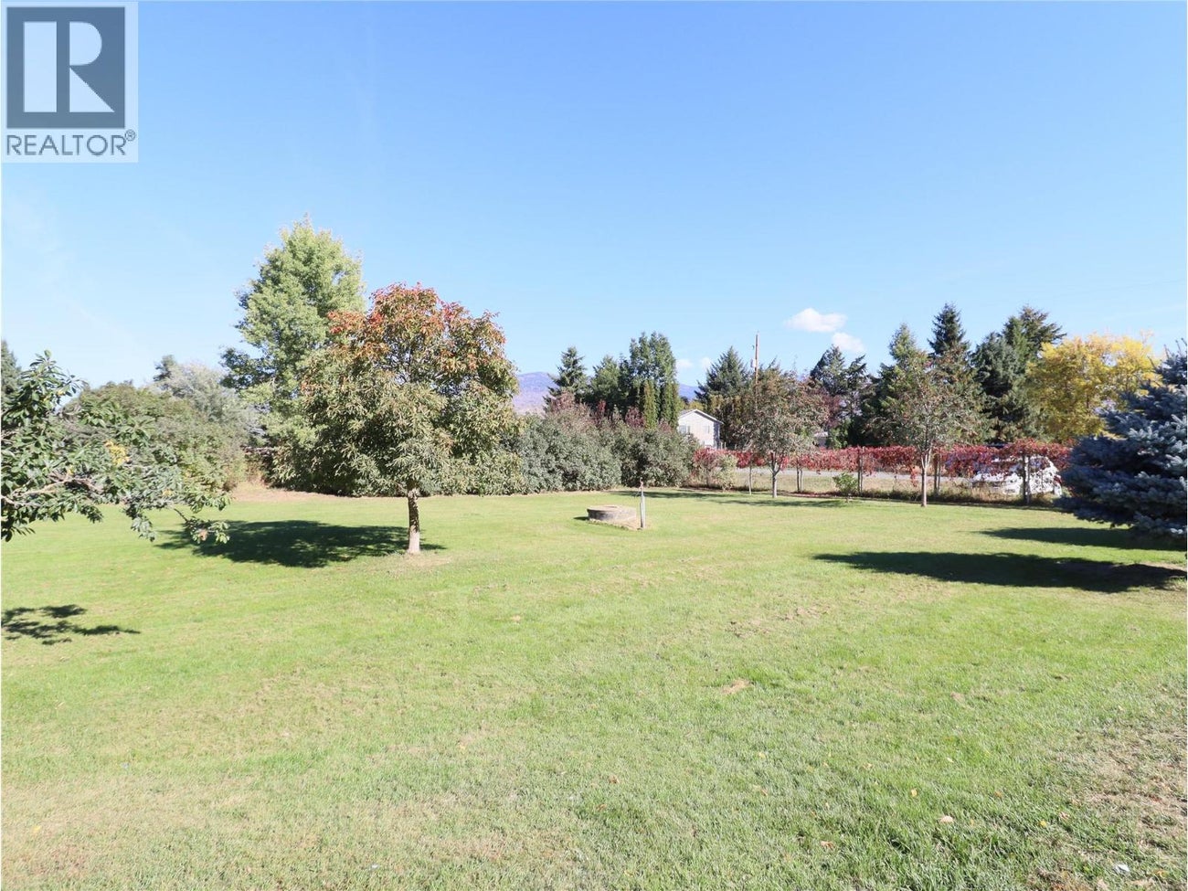 5015 SIMINOFF Road - Grand Forks House for Sale, 5 Bedrooms (10378052)# - 59