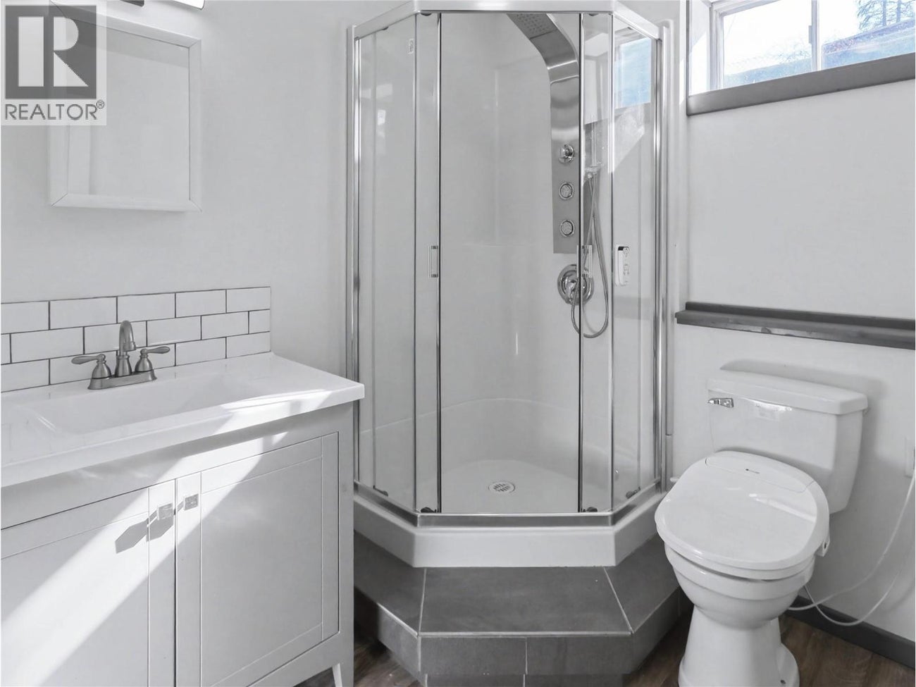 1640 Ode Road - Christina Lake Single Family for Sale, 2 Bedrooms (10378303)# - 31