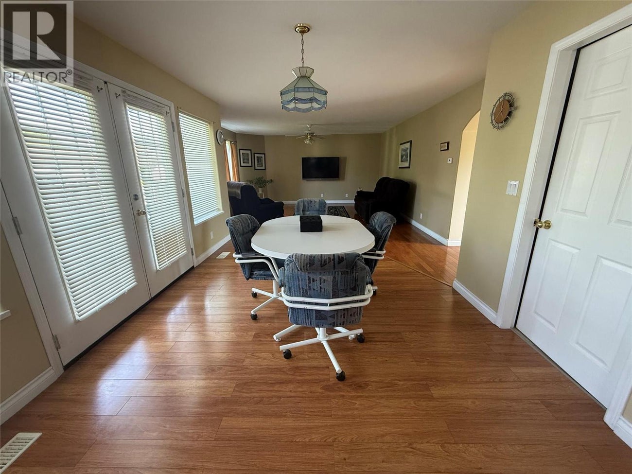 7760 Columbia Drive - Grand Forks Single Family for Sale, 4 Bedrooms (10378373)# - 11