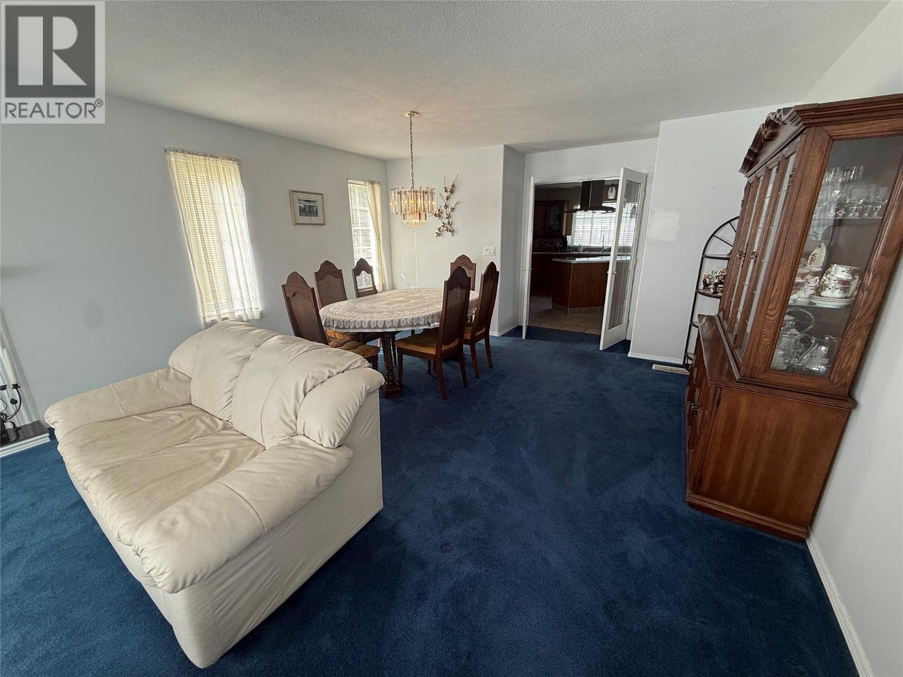 7760 Columbia Drive - Grand Forks Single Family for Sale, 4 Bedrooms (10378373)# - 7