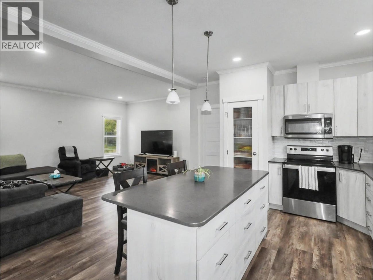 7654 18TH Street - Grand Forks Single Family for Sale, 3 Bedrooms (10380403)# - 3