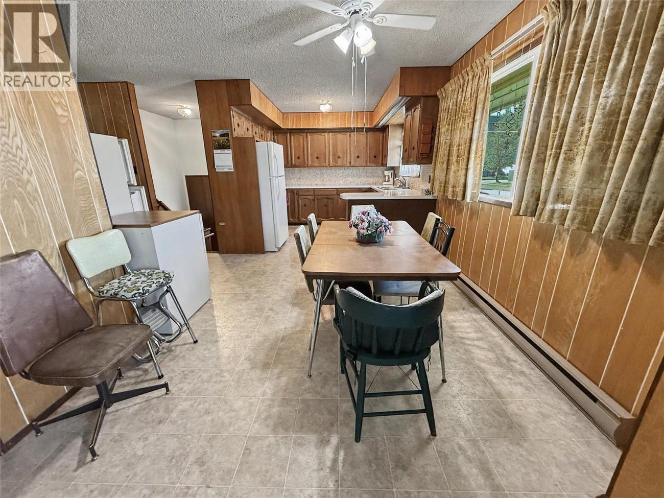 7430 22nd Street - Grand Forks House for Sale, 4 Bedrooms (10381439)# - 8