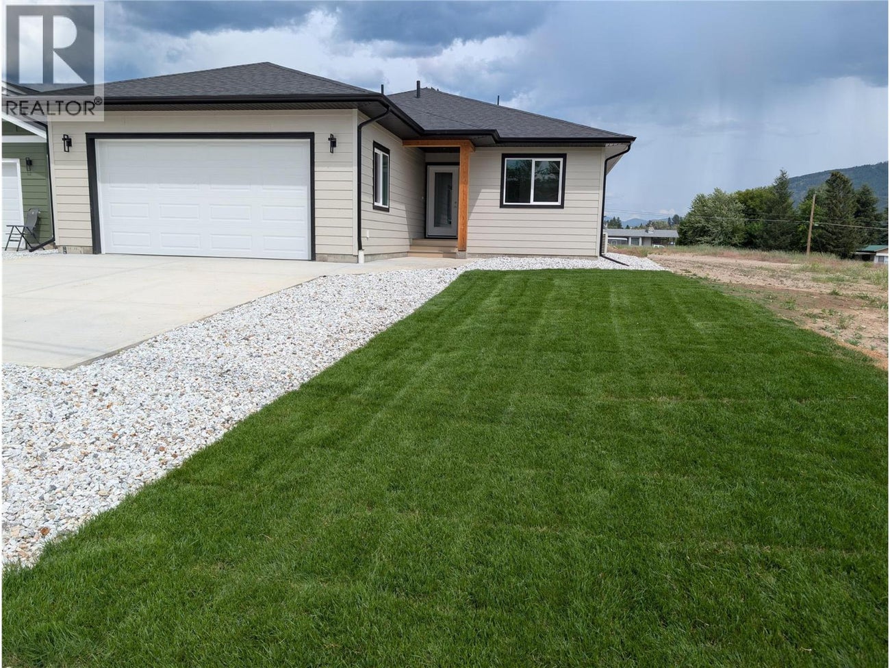 6050 19th Street - Grand Forks House for Sale, 3 Bedrooms (10381669)# - 1