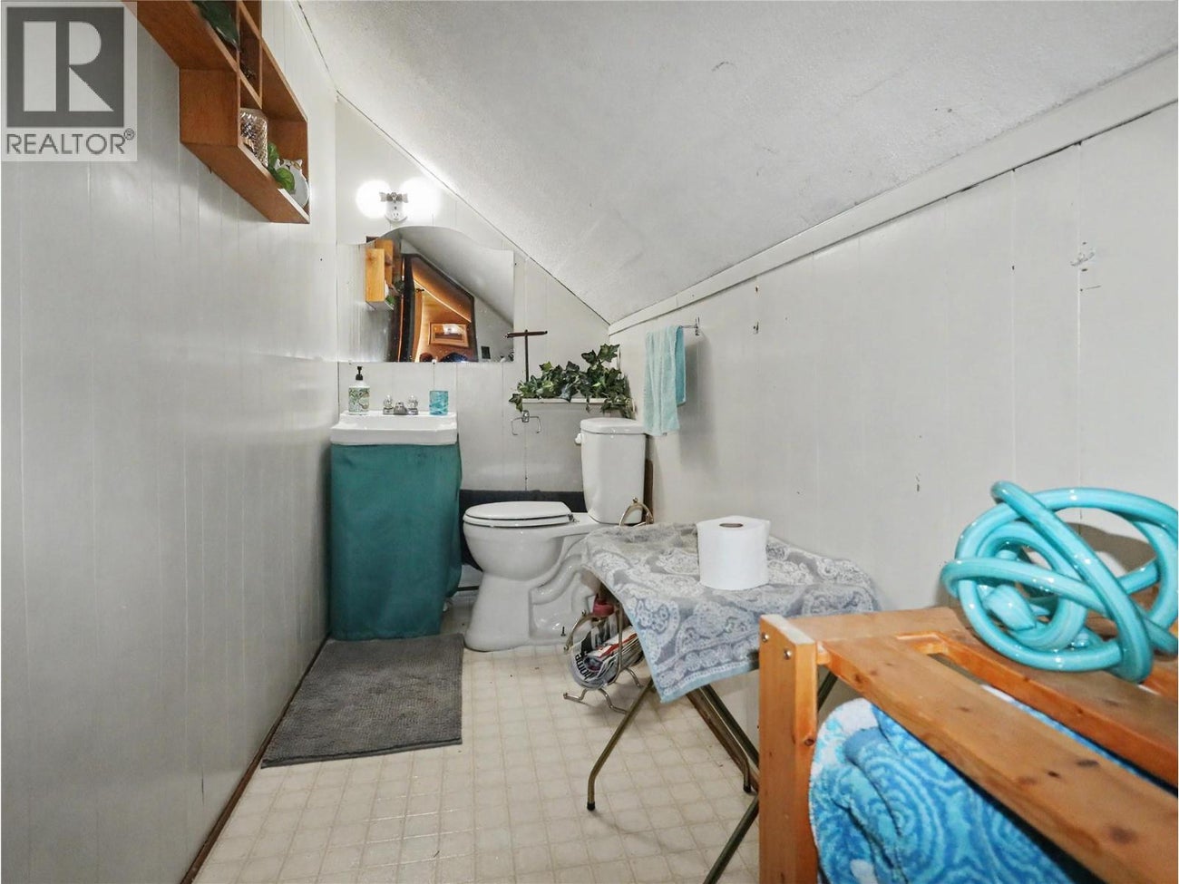 12050 3 Highway - Greenwood House for Sale, 2 Bedrooms (10383630)# - 31
