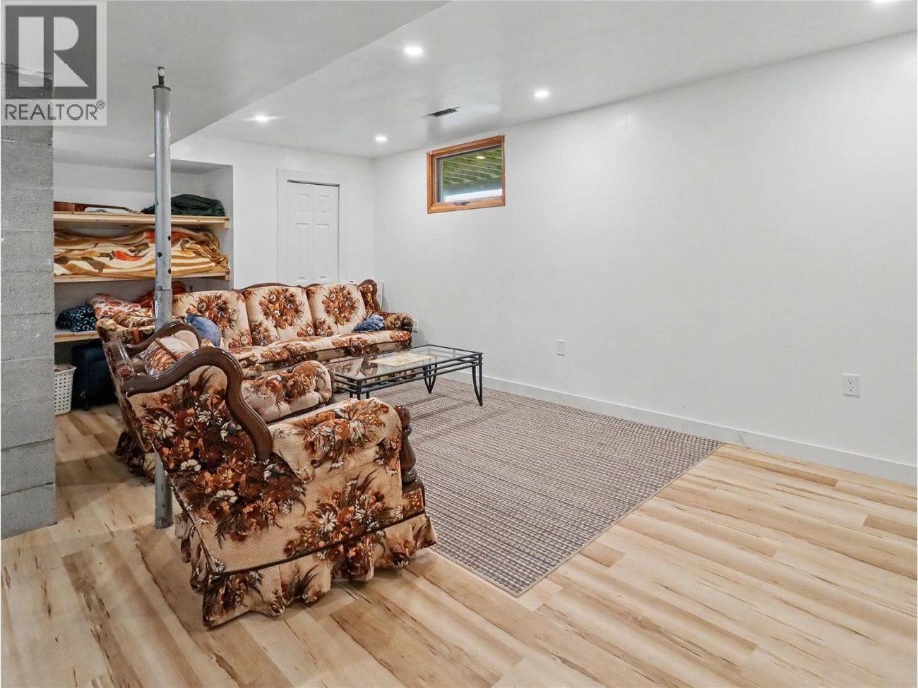 3845 CARSON Road - Grand Forks House for Sale, 4 Bedrooms (10384493)# - 31