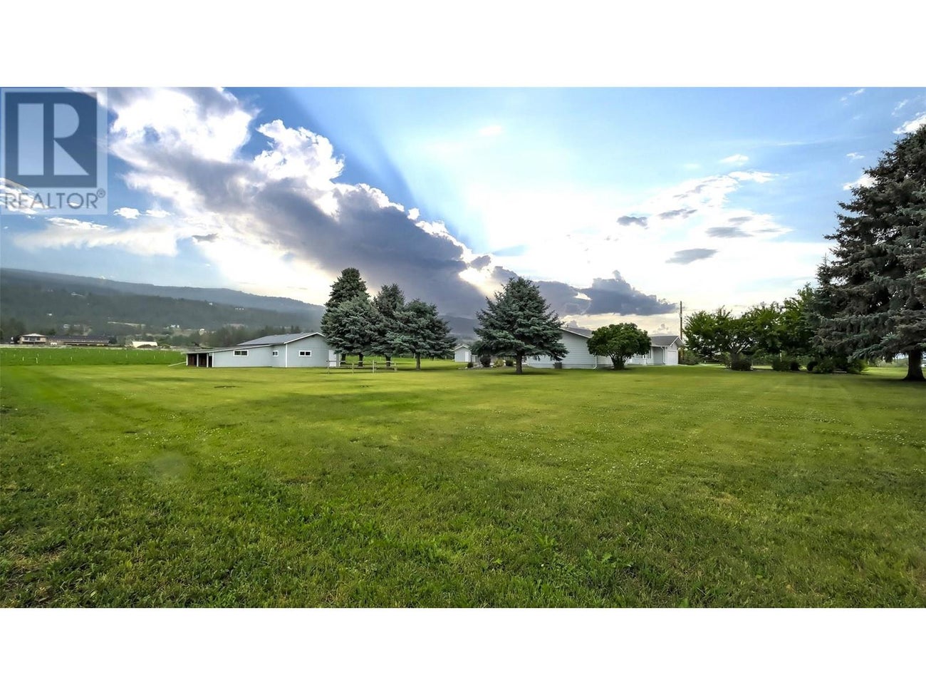 5831 Old Vernon Road - Kelowna House for Sale, 4 Bedrooms (10329702) #11