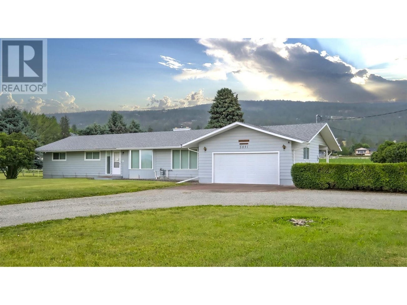 5831 Old Vernon Road - Kelowna House for Sale, 4 Bedrooms (10329702) #1