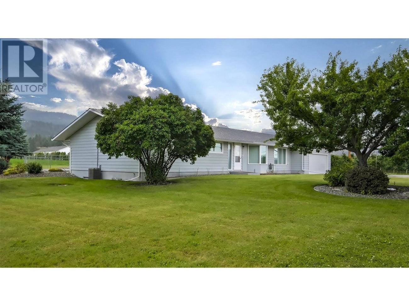 5831 Old Vernon Road - Kelowna House for Sale, 4 Bedrooms (10329702) #5
