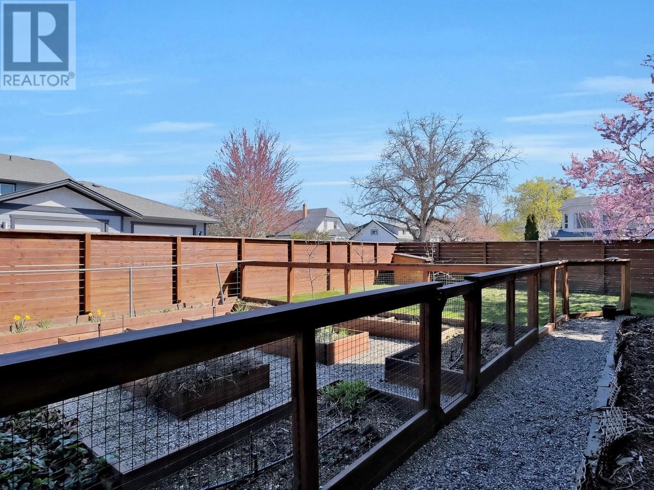 1818 Bowes Street - Kelowna Duplex for Sale, 4 Bedrooms (10338423) #38