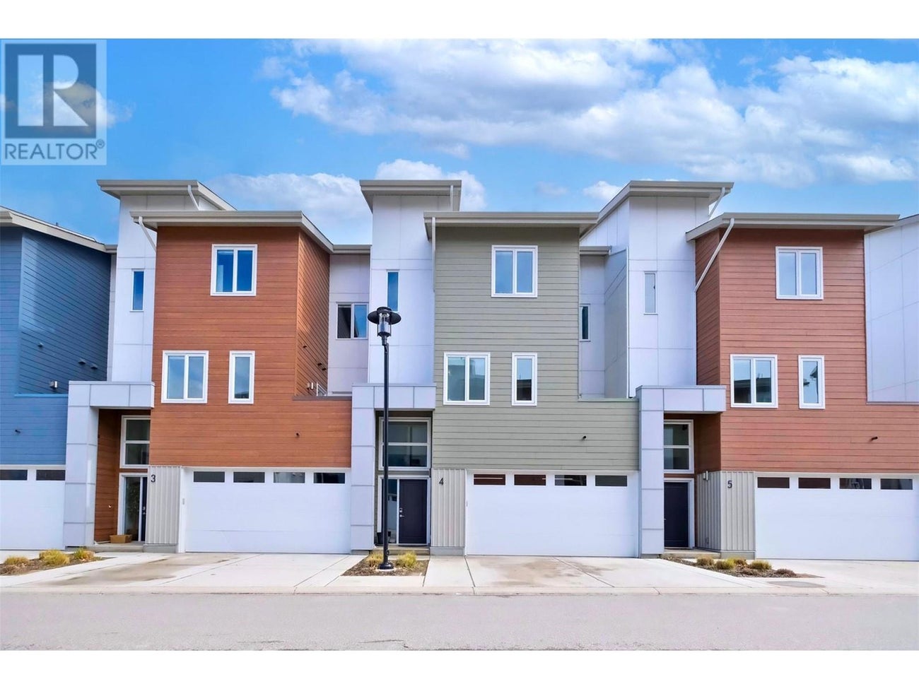 3719 Woodsdale Road Unit# 4 - Lake Country Row / Townhouse for Sale, 3 Bedrooms (10341202) #2