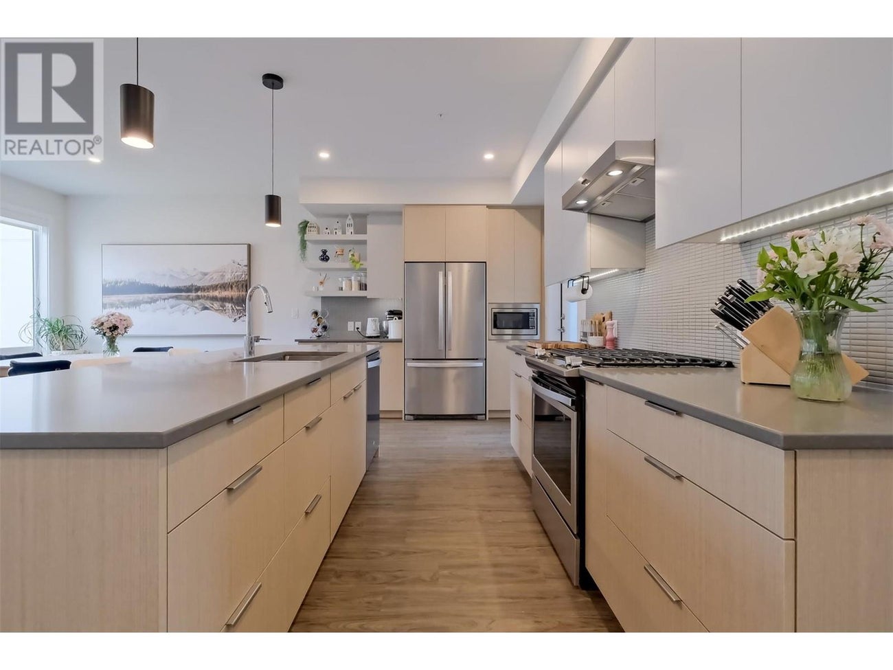 3719 Woodsdale Road Unit# 4 - Lake Country Row / Townhouse for Sale, 3 Bedrooms (10341202) #8