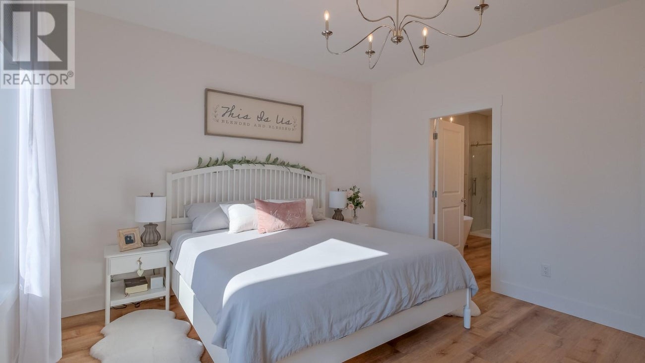 10290 Columbia Way - Vernon Single Family for Sale, 4 Bedrooms (10350781)# - 18