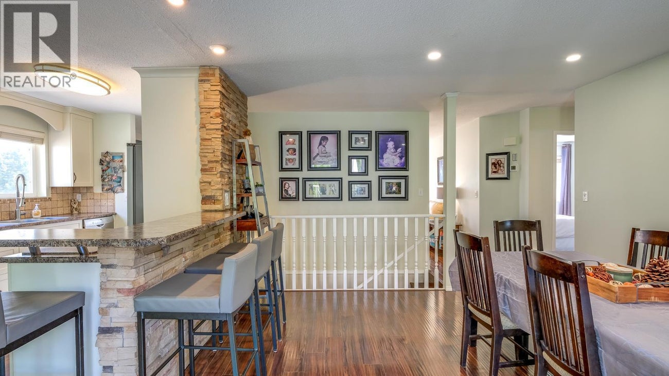 1853 Glenhaven Crescent - Kelowna House for Sale, 4 Bedrooms (10360623) #11