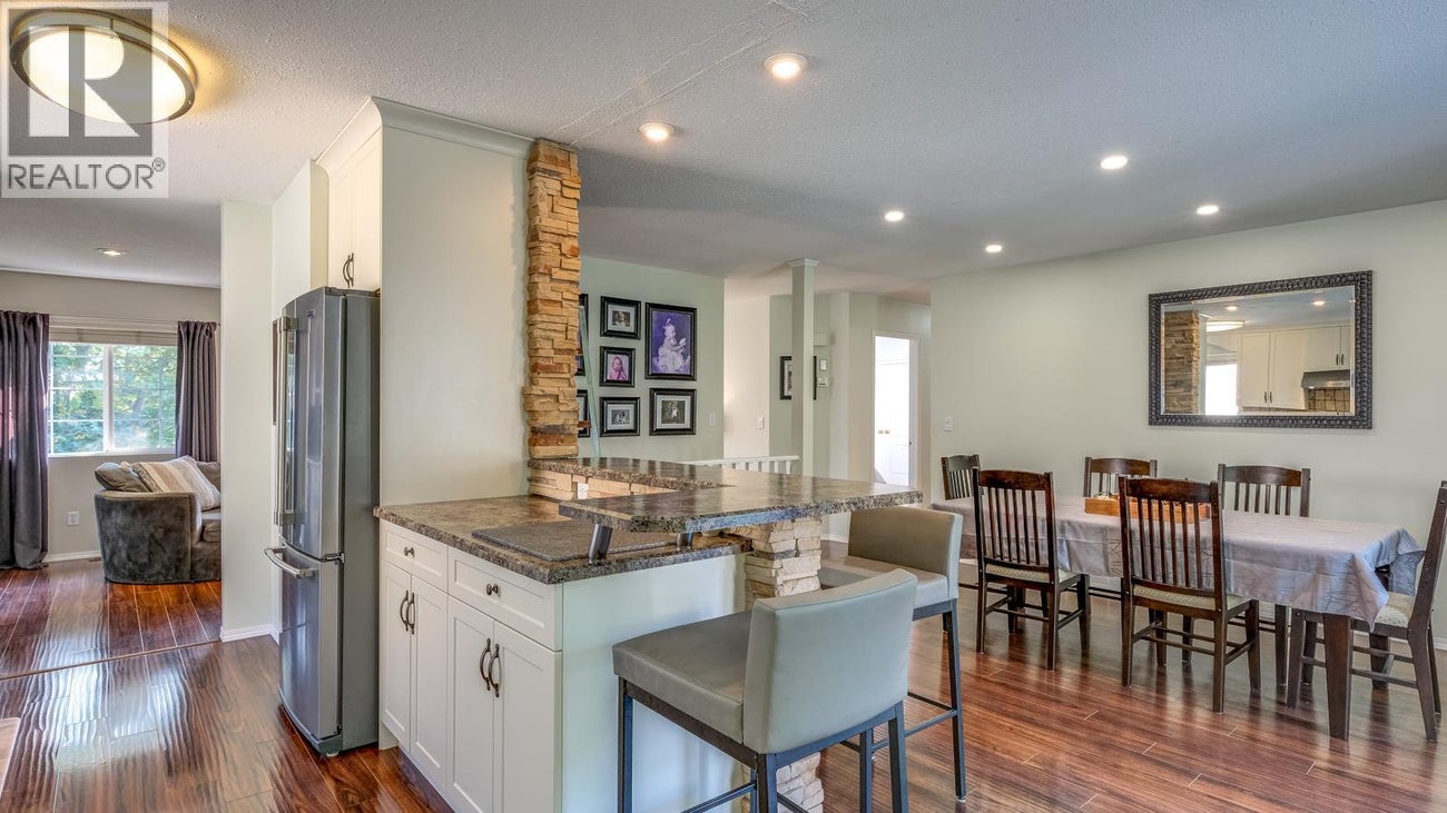 1853 Glenhaven Crescent - Kelowna House for Sale, 4 Bedrooms (10360623) #9