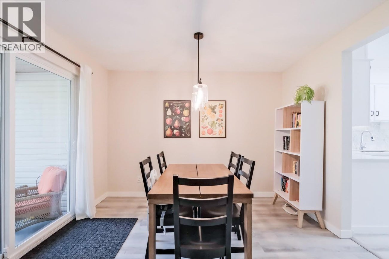 1853 Edgehill Avenue Unit# 12 - Kelowna Single Family for Sale, 3 Bedrooms (10362115)# - 11