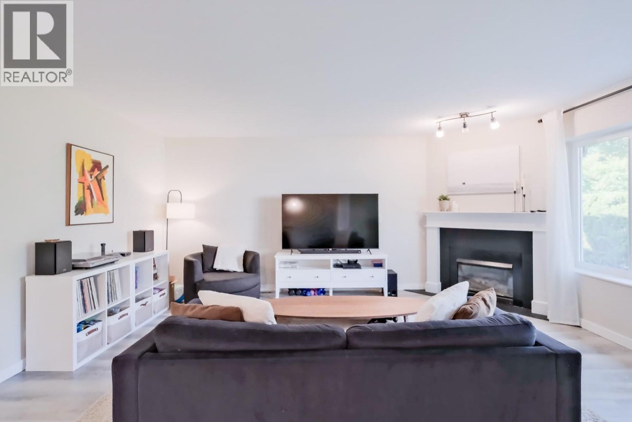 1853 Edgehill Avenue Unit# 12 - Kelowna Single Family for Sale, 3 Bedrooms (10362115)# - 17