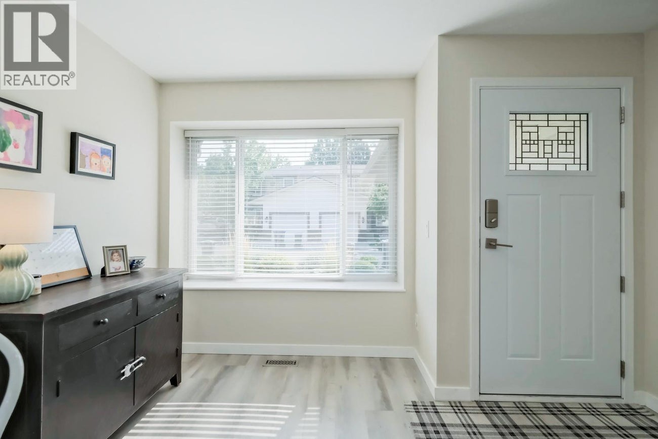 1853 Edgehill Avenue Unit# 12 - Kelowna Single Family for Sale, 3 Bedrooms (10362115)# - 2