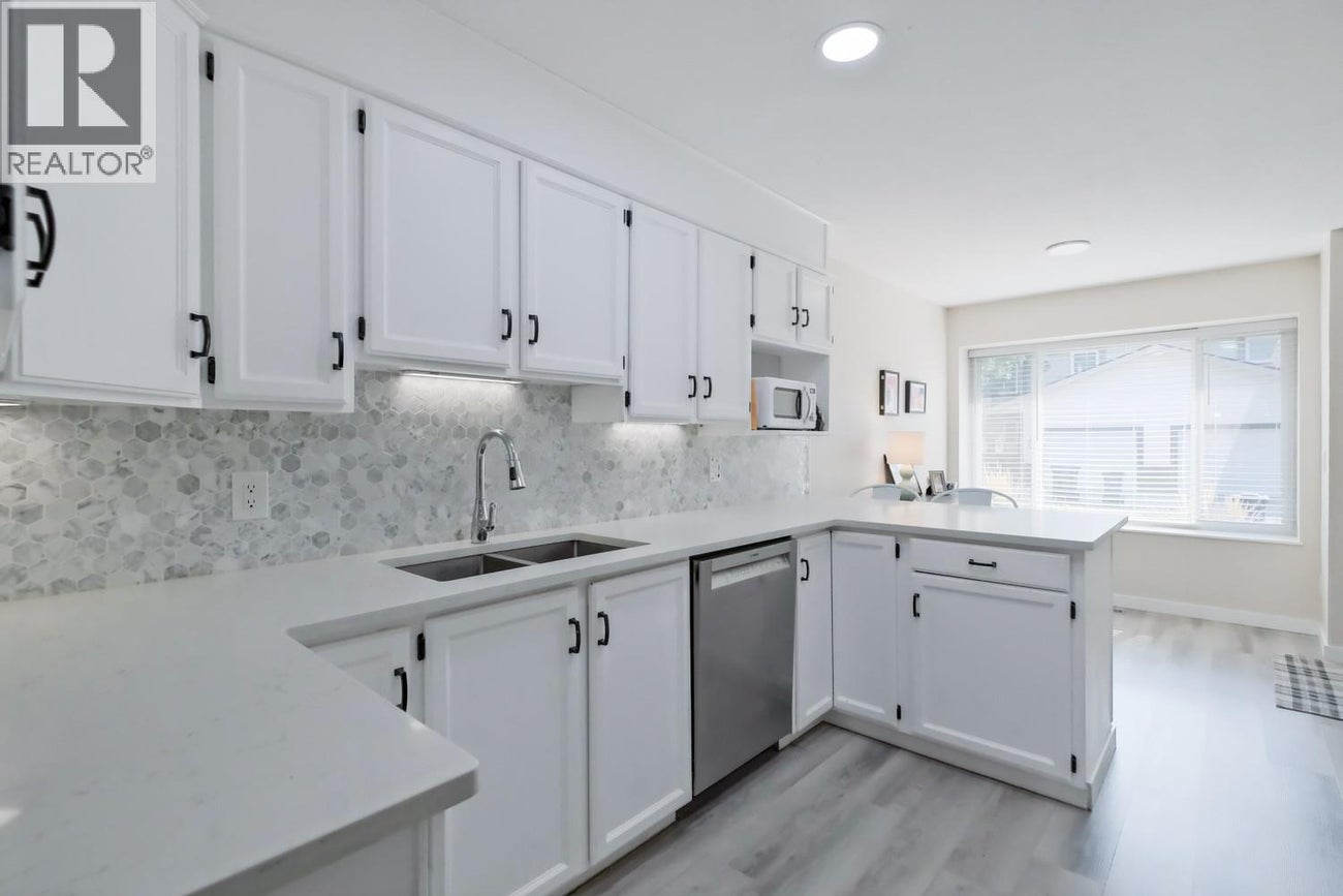 1853 Edgehill Avenue Unit# 12 - Kelowna Single Family for Sale, 3 Bedrooms (10362115)# - 3
