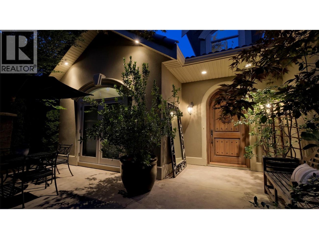 1749 Capistrano Drive - Kelowna Single Family for Sale, 3 Bedrooms (10363783)# - 2