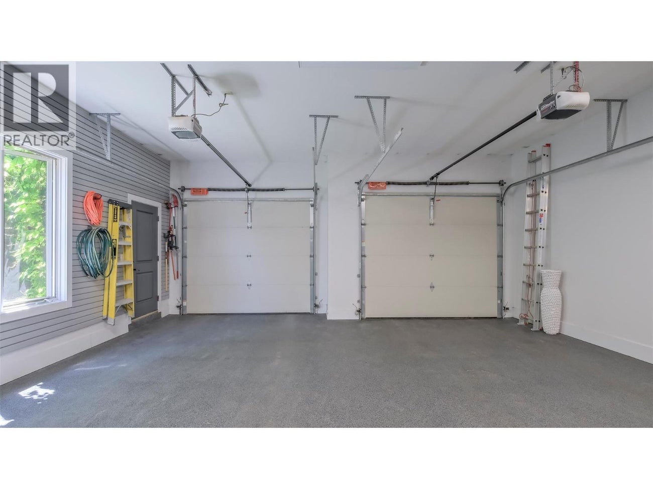 1749 Capistrano Drive - Kelowna Single Family for Sale, 3 Bedrooms (10363783)# - 69