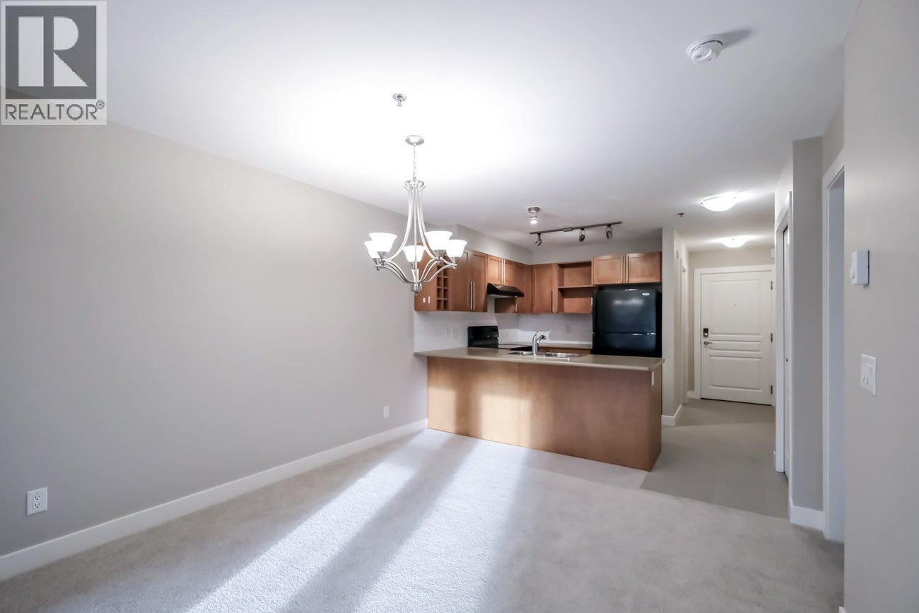 1099 Sunset Drive Unit# 334 - Kelowna Single Family for Sale, 2 Bedrooms (10370856)# - 9