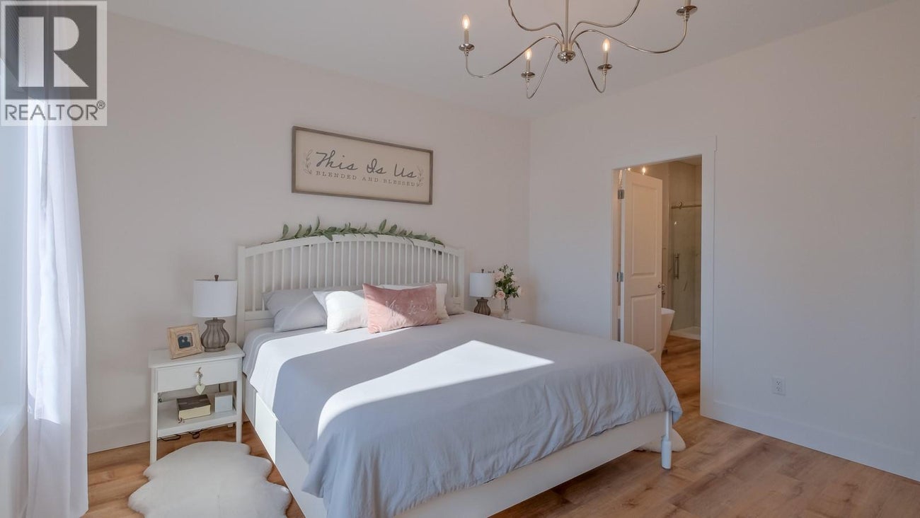 10290 Columbia Way - Vernon Single Family for Sale, 4 Bedrooms (10374651)# - 18