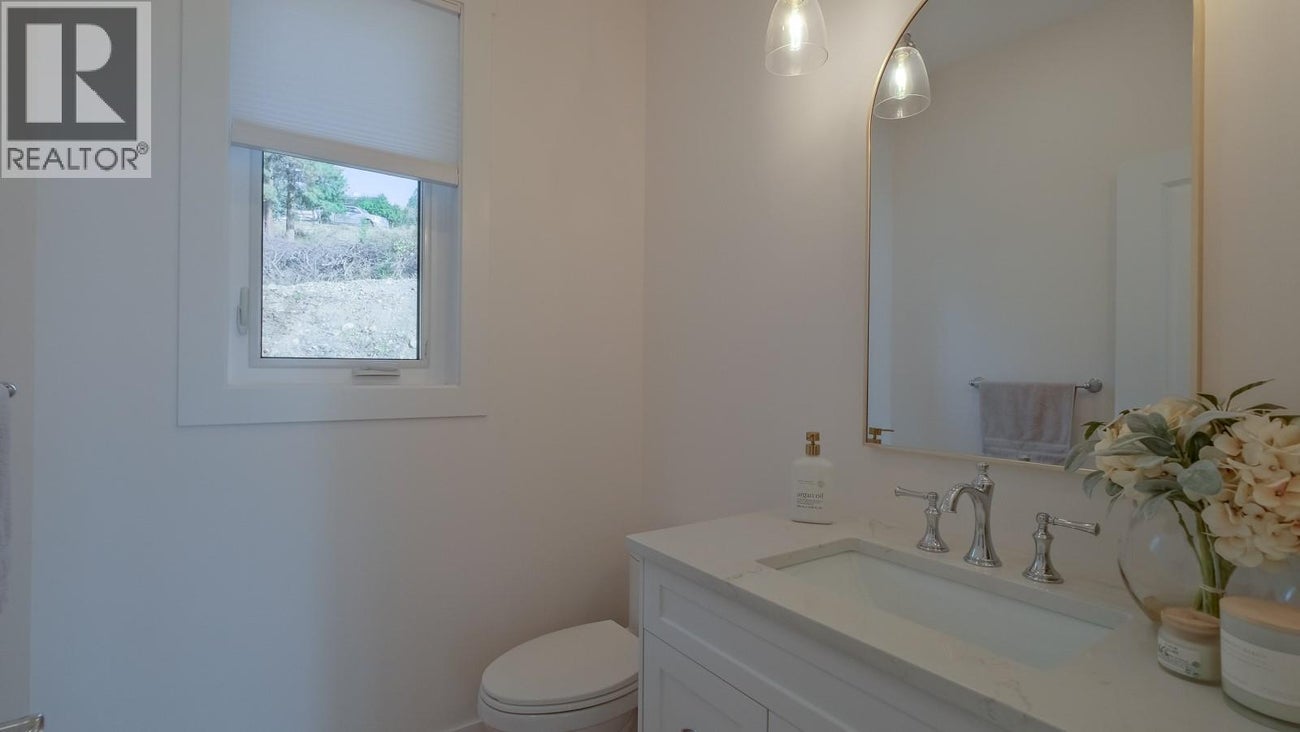 10290 Columbia Way - Vernon Single Family for Sale, 4 Bedrooms (10374651)# - 28