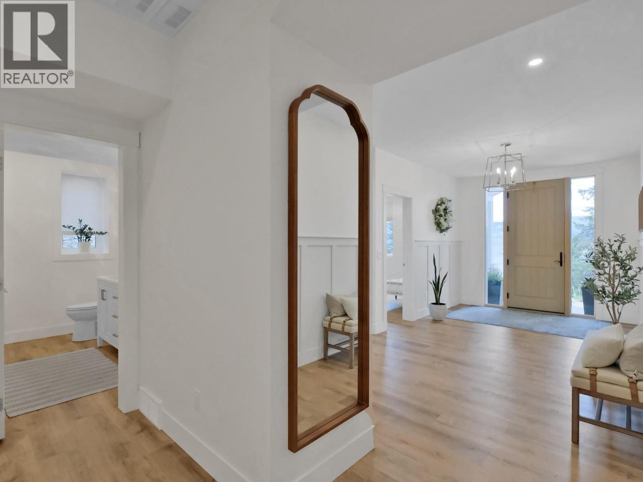 10290 Columbia Way - Vernon Single Family for Sale, 4 Bedrooms (10374651)# - 30