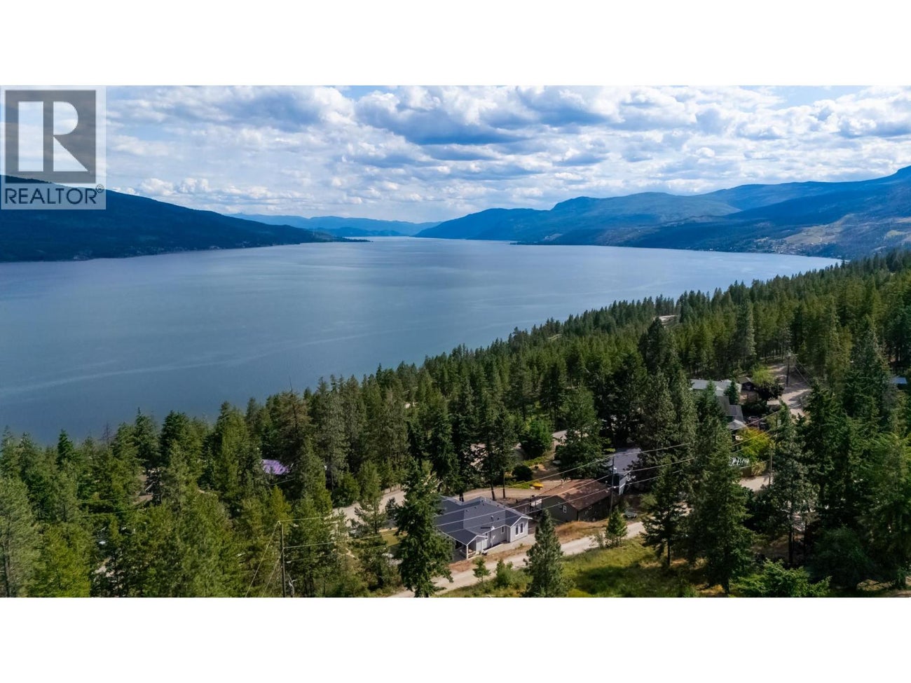 10290 Columbia Way - Vernon Single Family for Sale, 4 Bedrooms (10374651)# - 51