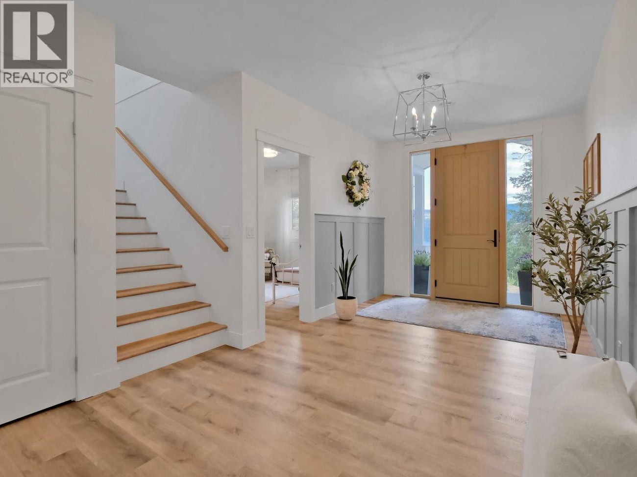 10290 Columbia Way - Vernon Single Family for Sale, 4 Bedrooms (10374651)# - 5