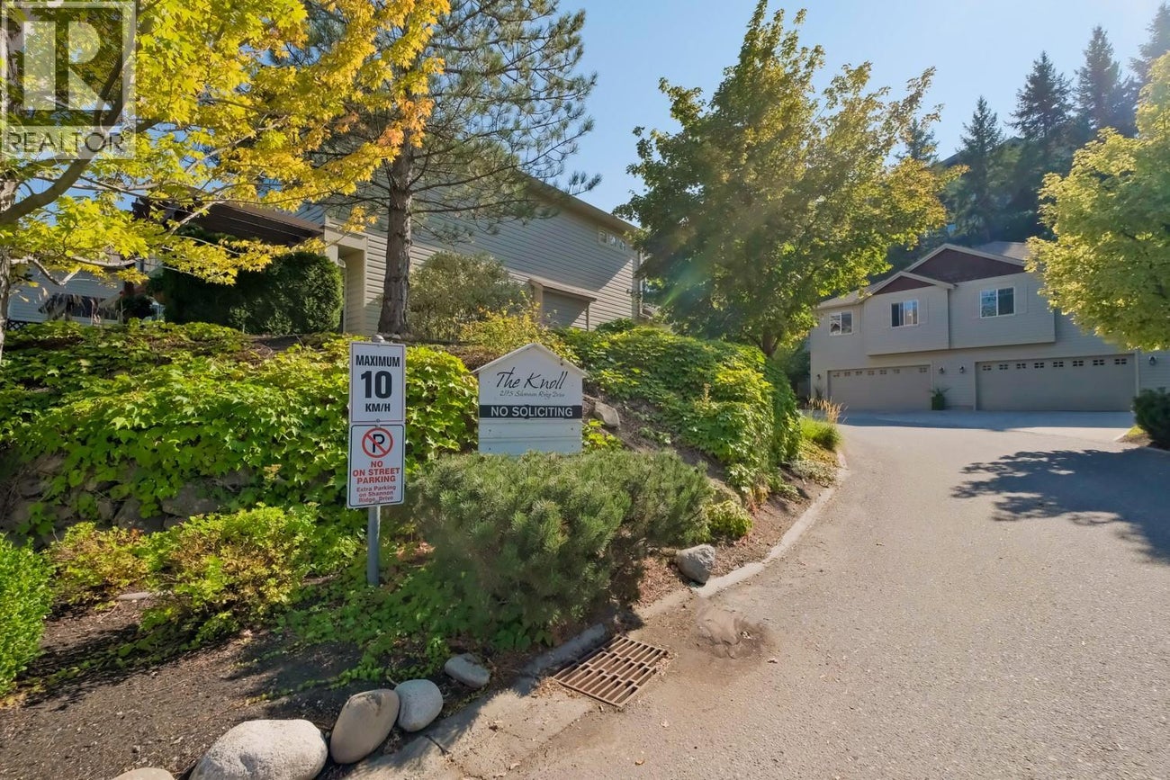 2175 Shannon Ridge Drive Unit# 2 - West Kelowna Row / Townhouse for Sale, 4 Bedrooms (10377766)# - 2