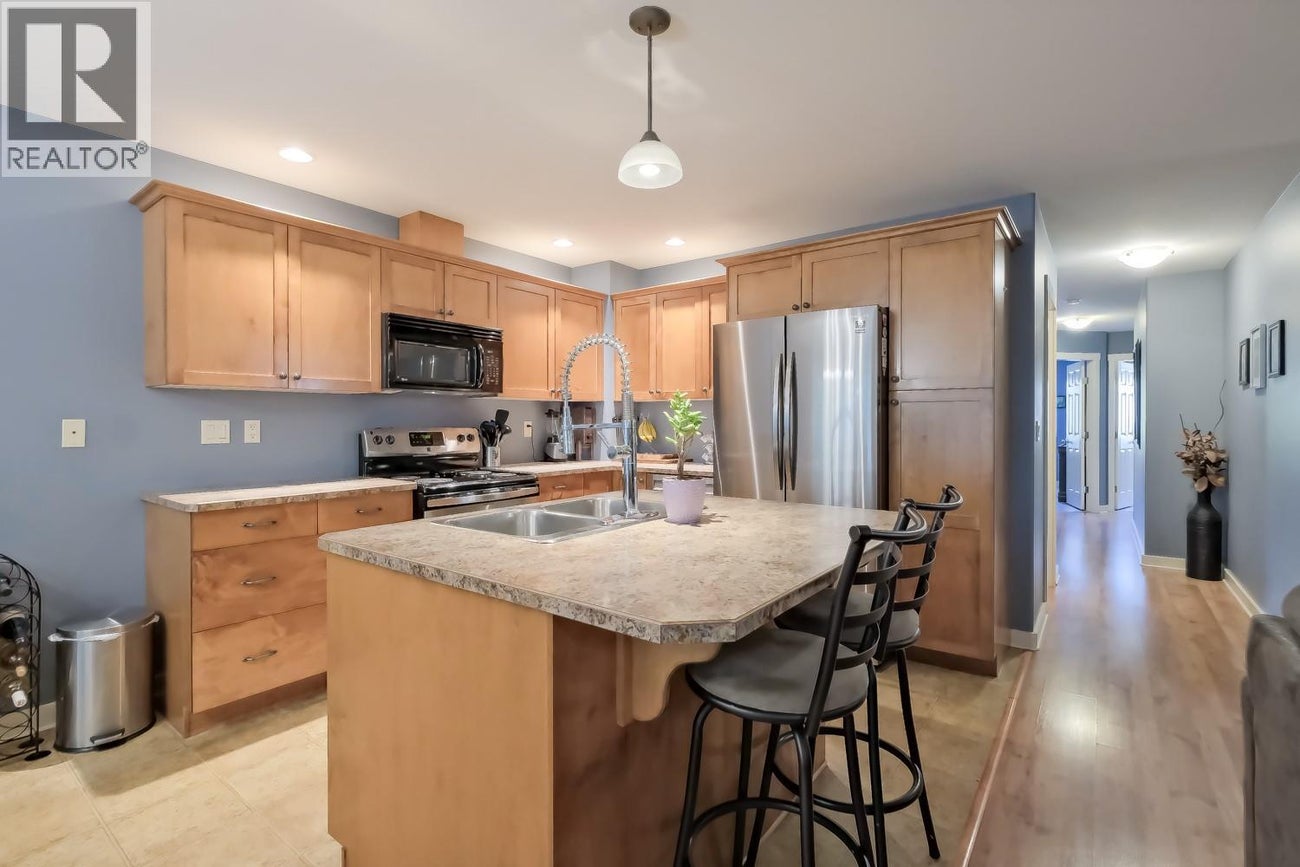 2175 Shannon Ridge Drive Unit# 2 - West Kelowna Row / Townhouse for Sale, 4 Bedrooms (10377766)# - 3