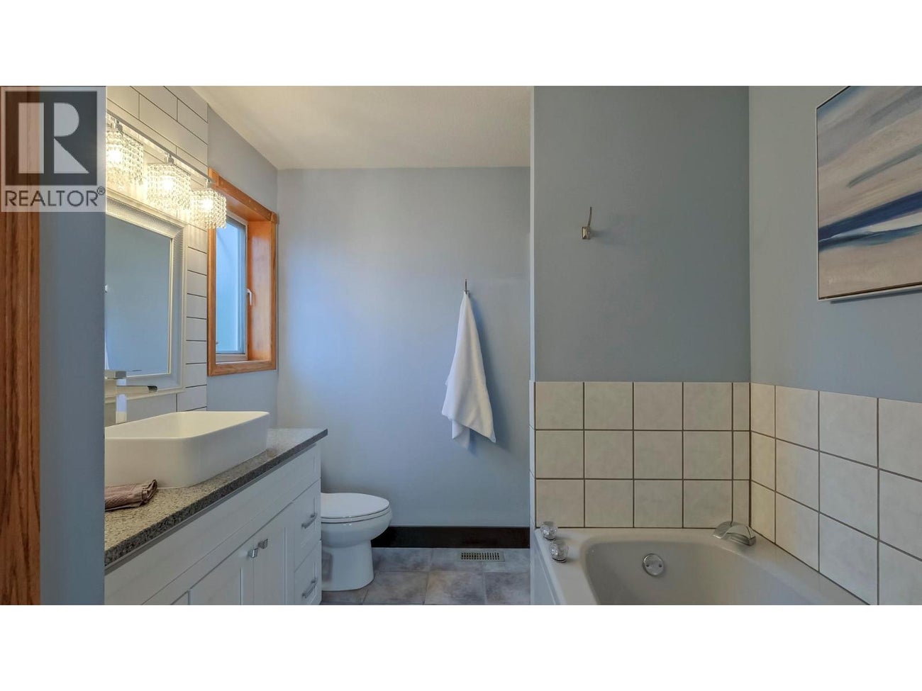 1108 Menu Road - West Kelowna Single Family for Sale, 5 Bedrooms (10379603)# - 19