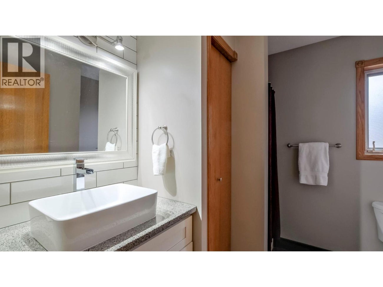 1108 Menu Road - West Kelowna Single Family for Sale, 5 Bedrooms (10379603)# - 21